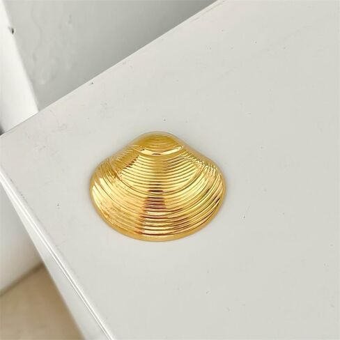 Vintage Seashell Brooch Pin for Women Men Stainless Steel Charm Scallop Ocean Themed Lapel Pins Elegant Dress Suit Coat Sweater Jacket Clothing Accessories Summer Holiday Jewelry in Kuwait