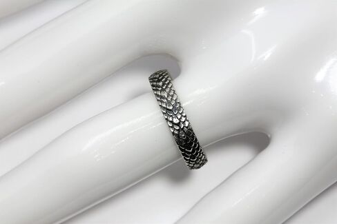 Handmade Dragon Scale Pattern Sterling Silver Ring in Saudi Arabia