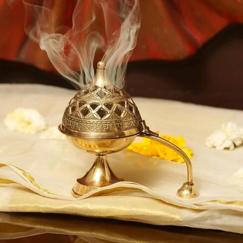 النحاس Dhoop داني مع مقبض لبوجا | مبخرة نحاسية تقليدية مع غطاء مقبب | حامل Dhoop المزخرف للمعبد والمنزل والاستخدام الروحي | (4x4) in Kuwait