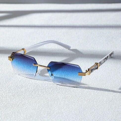 A Pair of Stylish Sunglasses in Kuwait