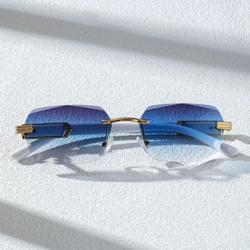 A Pair of Stylish Sunglasses in Kuwait
