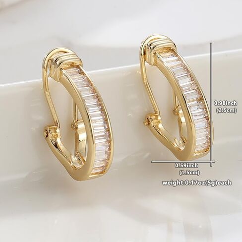 1 Pair of Fashionable Women's Hoop Earrings, Paired with Synthetic Zircon, Classic and Versatile, Elegant Jewelry Accessories for Holiday Banquets, Perfect Christmas/Valentine's Day Gifts in Kuwait