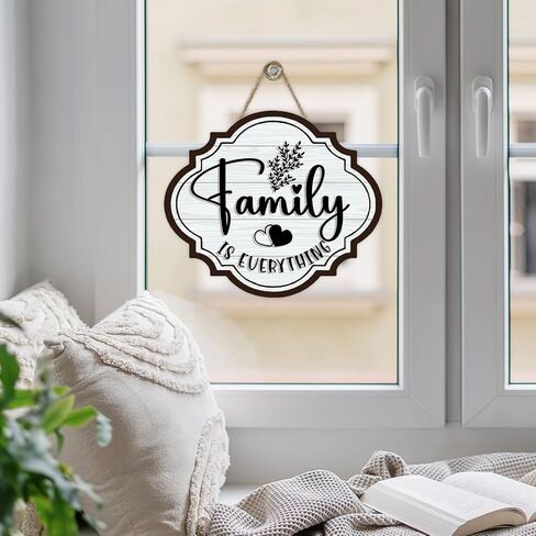 Vintage Family is Everything Front Door Sign, Retro Love Hearts Wood Plaque Hanger Outdoor Outside Porch Home Decor, Farmhouse Rustic Wooden Wreath Indoor Wall Hanging Decoration in Saudi Arabia
