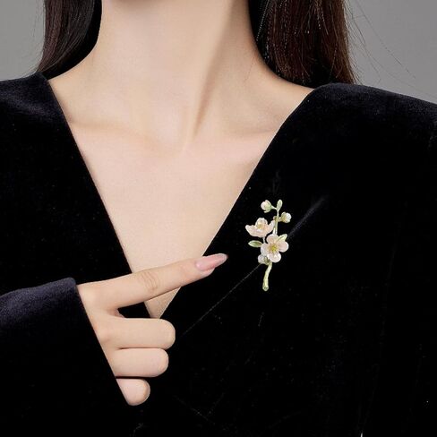 Jasmine Flower Pins Elegant Flower Brooch for Women Cute Enamel Pins for Women Clothing Jacket Hats Bags Accessories in Saudi Arabia