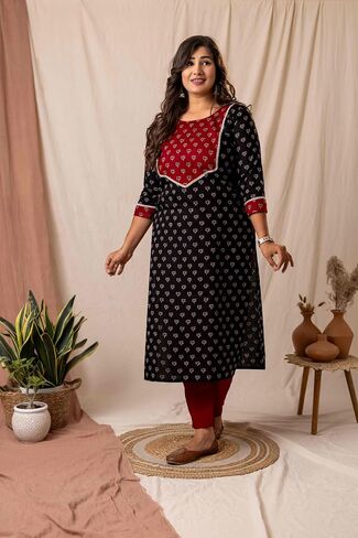 Women’s Black Floral Printed Straight Kurti | Ethnic Pure Cotton Kurta for Casual, Office & Festive Wear in Saudi Arabia