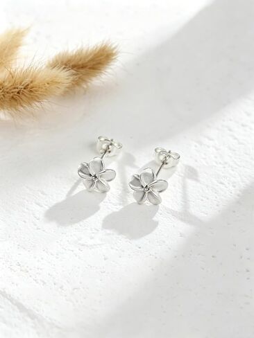 925 Sterling Silver Stud Earrings for Women Hypoallergenic Tiny Daisy Earrings Small Flower Earrings Stud Cute Jewelry in Saudi Arabia