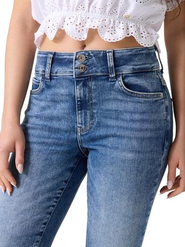 Guess Women's Eco Lily Capri in Kuwait