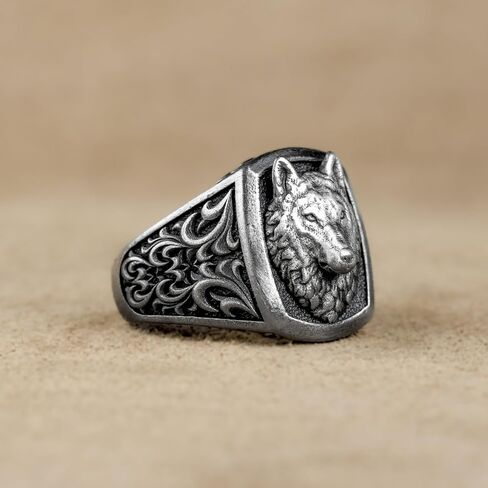 Unique Alpha Wolf Men Signet Silver men Ring, Handmade Wildlife Jewelry, Silver Cool men Ring Jewelry, Lover Gift, Wolf ring, Gift For Boyfriend in Saudi Arabia