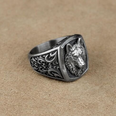 Unique Alpha Wolf Men Signet Silver men Ring, Handmade Wildlife Jewelry, Silver Cool men Ring Jewelry, Lover Gift, Wolf ring, Gift For Boyfriend in Saudi Arabia