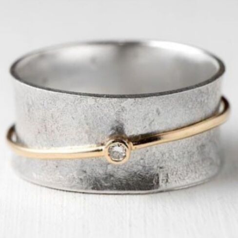 Vintage Two Tone Spinner Ring for Women, Hammered Textured Band with Round Synthetic Zircon Accent, Handmade Jewelry Gift in Kuwait