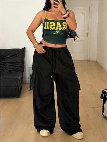 Floerns Women's Plus Size Brazil Graphic Camisole Tops Y2K Sleeveless Summer Crop Tops Streetwear in Kuwait