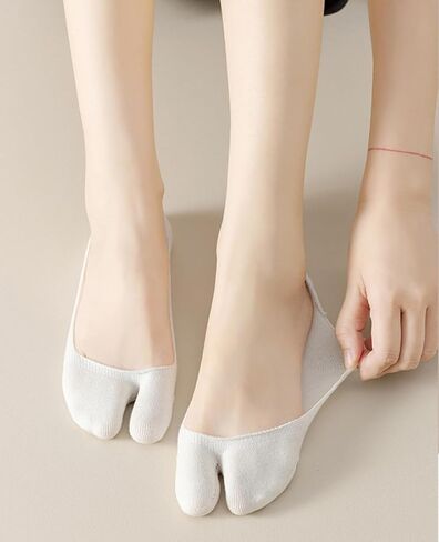 Tabi Socks for Women No Show, Flip Flop Split Toe Socks, Low Cut in Saudi Arabia