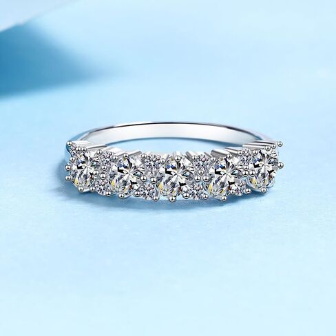 Refined 14K Gold Diamond Statement Ring for Women, Elegant 1.68 Carat Oval Pavé Band with VVS1 D-Color Stones, Polished Daily Accessory for Festive Gifting in Kuwait