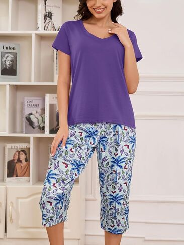 Women's Pajama Sets V Neck Short Sleeve Plants Print Casual 2 Piece Pj Set Tops with Capri Pants Sleepwear in Kuwait