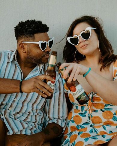 Wholesale 48 Pack Heart Shaped Sunglasses Bulk Wedding Gifts Bachelorette Bridal Party Favors for Guests Reception in Saudi Arabia