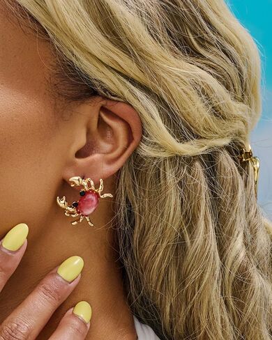 Crab Starfish Stud Earrings For Women Chunky Beach Earrings Unique Ocean Animal Studs Statement Summer Beach Jewelry in Saudi Arabia