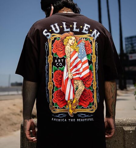 تي شيرت Sullen Men's American Beauty Americana Capsule Tattoo Lifestyle Graphic Standard مصنوع من القطن بأكمام قصيرة in Kuwait