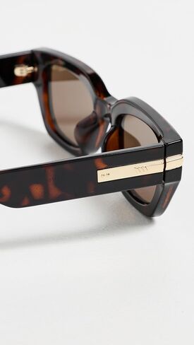 Le Specs. Women's Cubito Sunglasses in Saudi Arabia