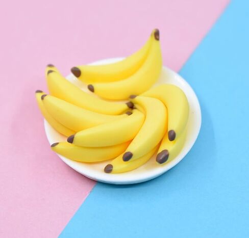 Bbiamsleep 35 قطعة من الموز الراتنج الصغير بمقياس 1/12 موز صغير موز صغير فاكهة صغيرة للمنزل المصغر ديكور حديقة الجنية in Kuwait