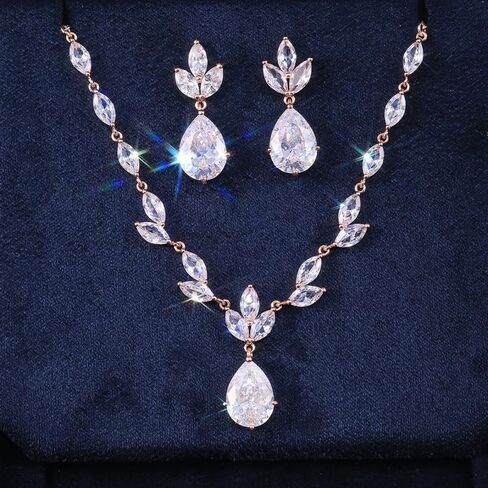 Elegant Gorgeous Earrings and Necklace for Women Chic Party Jewelry Set in Kuwait