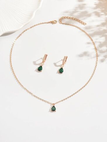 Emerald Green Teardrop Necklace & Earrings Set for Women, Dainty Gold Chain Jewelry, Minimalist CZ Bridal Pendant Set, Elegant Gift for Her in Kuwait