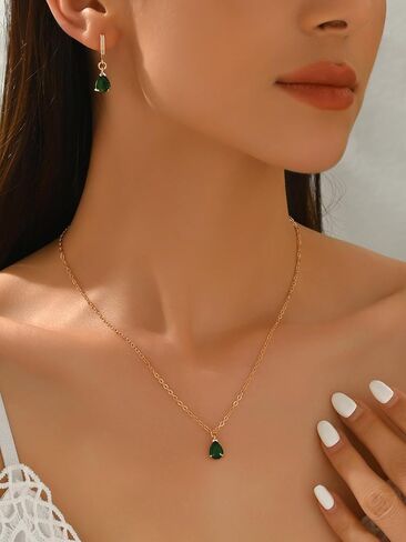 Emerald Green Teardrop Necklace & Earrings Set for Women, Dainty Gold Chain Jewelry, Minimalist CZ Bridal Pendant Set, Elegant Gift for Her in Kuwait