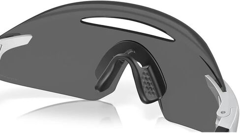 OAKLEY OO9407-02 Sunglasses 39mm in Kuwait