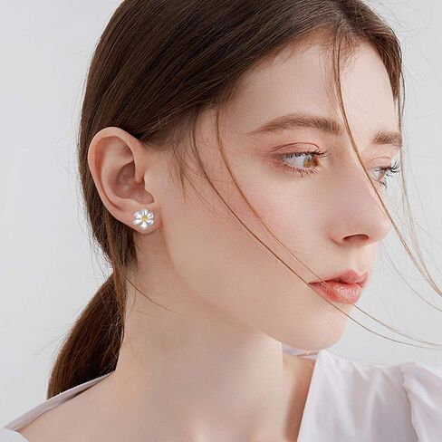 Solid 14K White Gold Daisy Stud Earrings for Women Real Gold Flower Earring Daisy Jewelry Gifts Anniversary Birthday Mother Day for Her in Saudi Arabia