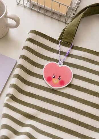 LINE FRIENDS BT21 NEWBORN Lenticular Keychain in Saudi Arabia
