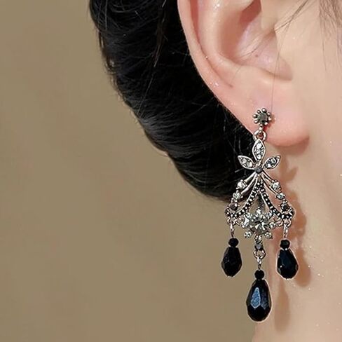 Black Chandelier Dangle Earrings for Women Vintage Gothic Halloween Earrings Goth Chandelier Drop Earrings Trendy Elegant Jewelry Accessories in Saudi Arabia