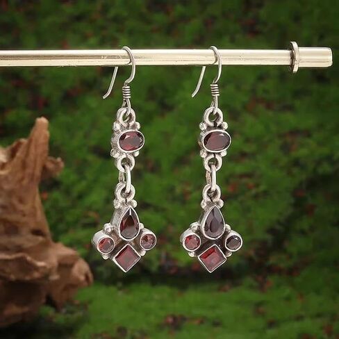 Retro Bohemian Red Zircon Drop Shape Tassel Earrings Women's Fashion Elegant Earring Accessories in Kuwait