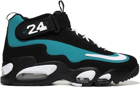 Nike mens Sneaker in Kuwait