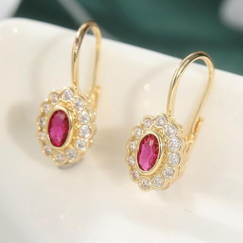 Luxurious and Elegant New Fashionable Golden Geometric Pendant Earrings for Women Synthetic Zircon Fashion Wedding Earrings Exquisite Daily Jewelry in Kuwait
