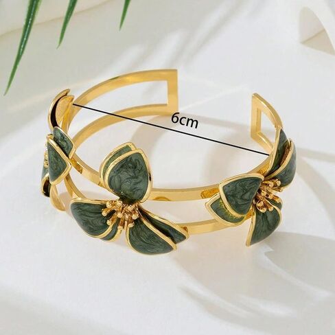 Elegant Green Oil Drop Clover Bracelet, Iron Floral Design Cuff Bracelets for Women Adjustable Wedding Valentines Day Mothers Day and Daily Wear Jewelry Gift in Saudi Arabia