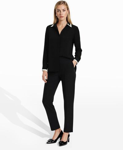 بلوزة Anne Klein النسائية Anne Klein بأكمام طويلة وأزرار سفلية مع حافة متباينة in Kuwait