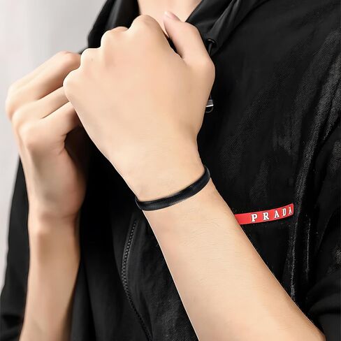 Bracelets for Men-Stainless Steel Magnetic Clasp Franco Chain Mens Bracelet in Kuwait