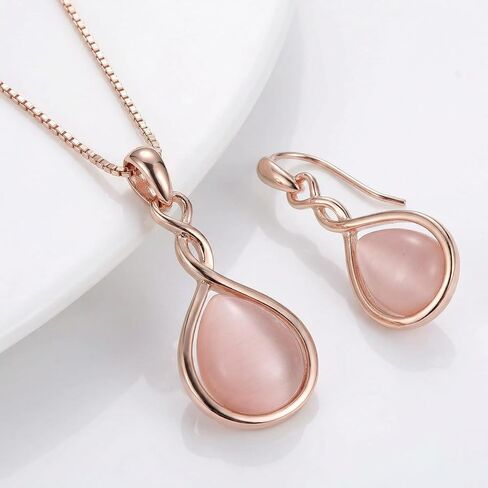 Rose Gold Jewelry Set, Elegant Pearl Necklace and Earrings, Classic Design for Various Occasions, Sturdy Materials and Comfortable Wear in Saudi Arabia