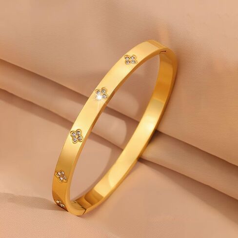 3 Piece Gold Clover Jewelry Set for Women, Rhinestone Necklace Cuff Bangle Ring Size 7, Love & Friendship Gift Set in Kuwait