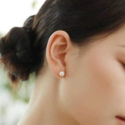 12 Pairs Womens Pearl Stud Earrings Set, Hypoallergenic Stainless Steel 4 Sizes Classic Simulated Pearl Jewelry in Kuwait