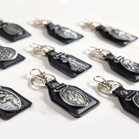 Needzo Saint Anthony Keychain, Religious Key Tag with Lobster Clasp, Keepsake Gift, 3 3/4 Inches in Kuwait