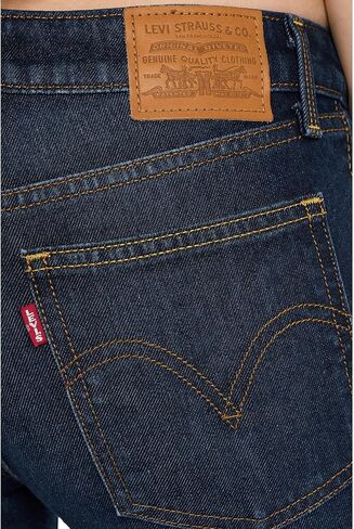 حذاء Levi's النسائي منخفض النحافة in Kuwait