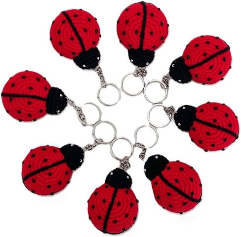 سلسلة مفاتيح Amigurumi Crochet Ladybug المصنوعة يدوياً، غزل القطن الأحمر والأسود in Kuwait