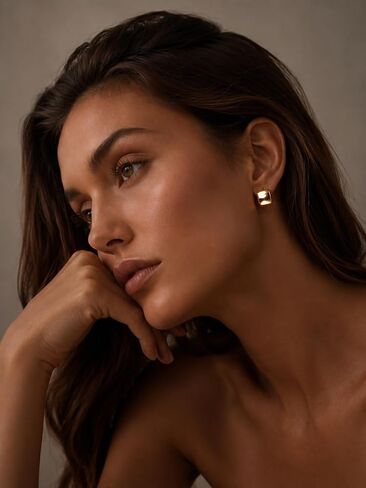 VÓEN Refined Glow Mini Hoops – 14K Yellow Gold Huggie Hoop Earrings for Women - 13.5mm Small Gold Earrings for Women - Lightweight Hypoallergenic Thick Hoops in Saudi Arabia