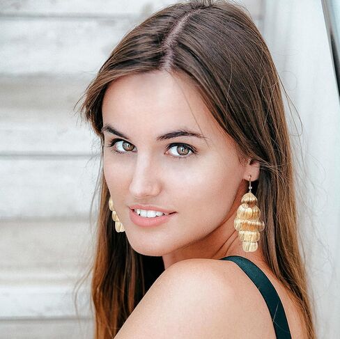 Gold Dangle Earrings for Women Dangling Boho Chandelier Floral Leaf Statement Earrings Dangly Lightweight Bohemian Jewelry for Prom Party in Saudi Arabia