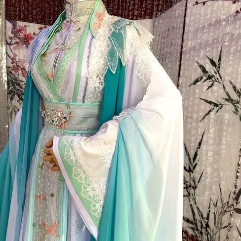 أزياء Heaven Official's Blessing Cosplay: Fengshi Niangniang (Madam Fengshi) / 师青玄/نسخة المظهر الأنثوي in Kuwait
