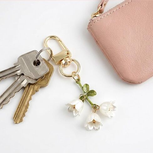 Lily of the Valley Flower Keychain Floral Accessories Plant Lover Accessories Bag Charm for Women Special Occasions Valentine Maternal Celebrations Purse Backpack in Kuwait