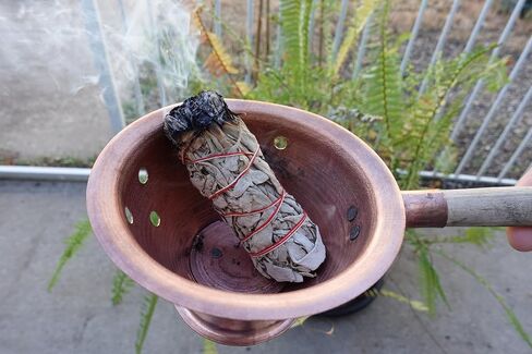 Copper Incense Pot for Sage Smudging | Easy & Smooth Burning | Partially Handmade Charcoal & Bakhoor Burner | Pure Copper | Artisan Made | Easy & Burn in Saudi Arabia