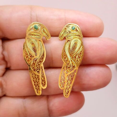 Parrots from Amazonas Colombia. Exotic Parrots/Bird Collection. Handmade Earrings by D'Mundo Accesorios. COP16 Colombia Souvenir. Genuine Raw Colombian Emeralds. Yellow Gold Plated Filigree Earrings. in Kuwait