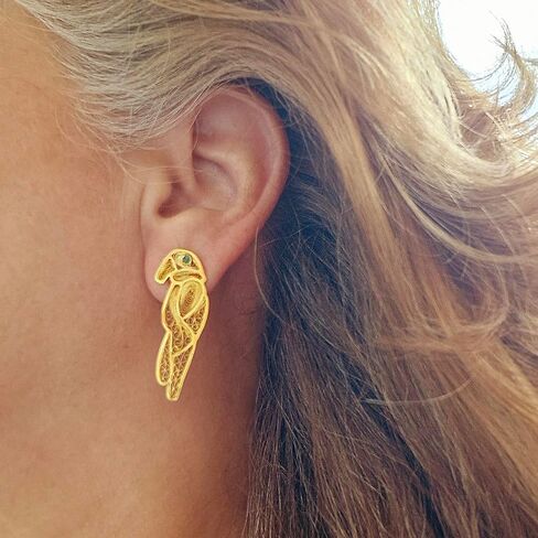 Parrots from Amazonas Colombia. Exotic Parrots/Bird Collection. Handmade Earrings by D'Mundo Accesorios. COP16 Colombia Souvenir. Genuine Raw Colombian Emeralds. Yellow Gold Plated Filigree Earrings. in Kuwait