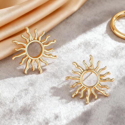 أقراط الشمس الذهبية للنساء أقراط معدنية متدلية من إله الشمس Sunburst بيان أقراط مرصعة بإكسسوارات مجوهرات العطلات in Kuwait